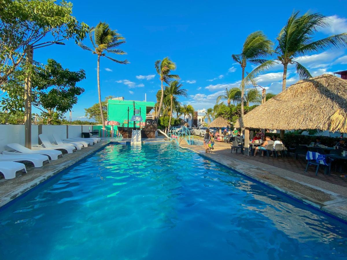 Hotel Villa Murano ปูแอร์โตอาริสตา ภายนอก รูปภาพ